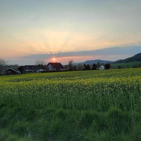 Familienfreundliche Ferienwohnung Auf Dem Lande Monteur Wohnung Hessisch Oldendorf Bagian luar foto