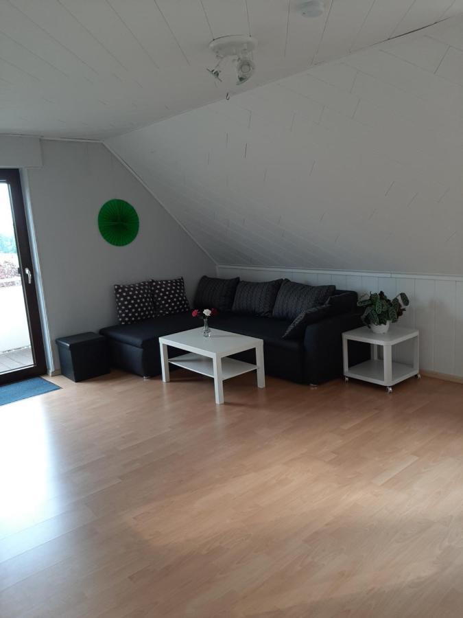 Familienfreundliche Ferienwohnung Auf Dem Lande Monteur Wohnung Hessisch Oldendorf Bagian luar foto
