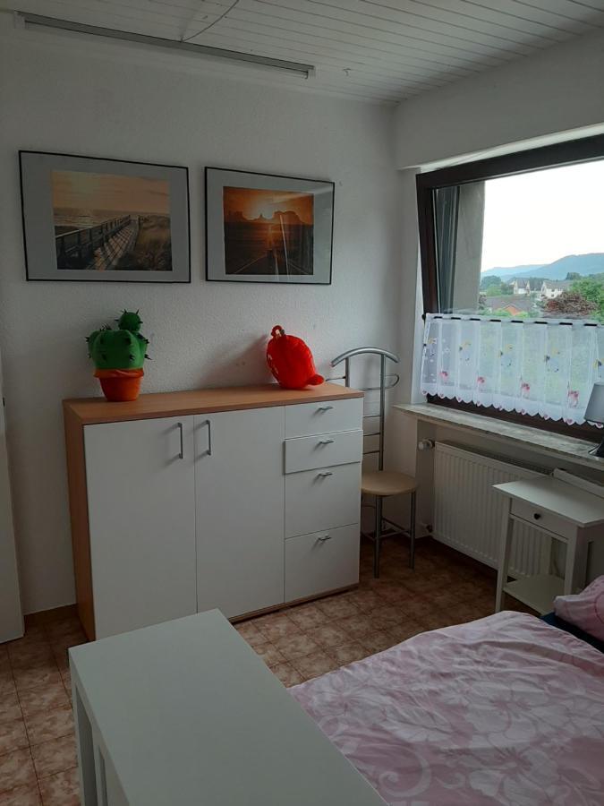 Familienfreundliche Ferienwohnung Auf Dem Lande Monteur Wohnung Hessisch Oldendorf Bagian luar foto